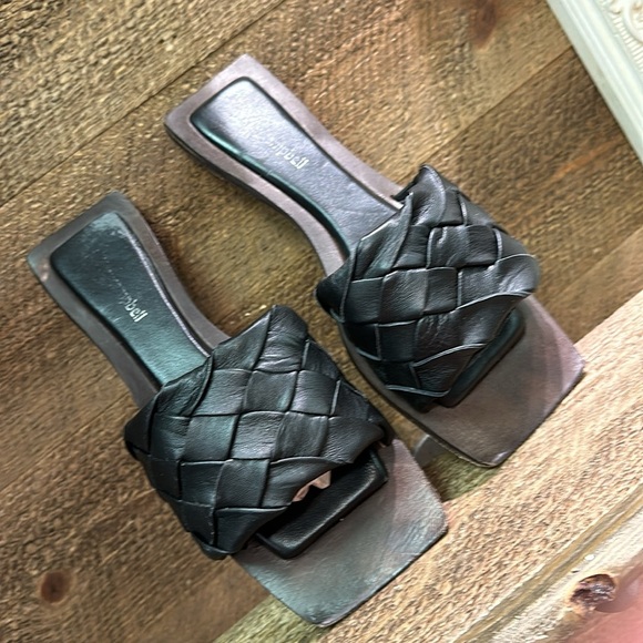 JEFFREY CAMPBELL Costello BLACK LEATHER SLIDES SIZE 8/39 - Picture 2 of 9